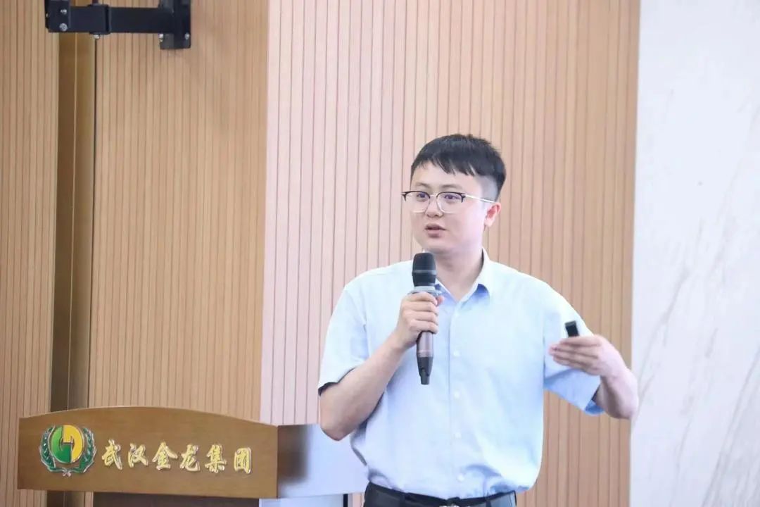 蓝月亮香港正版资料大全